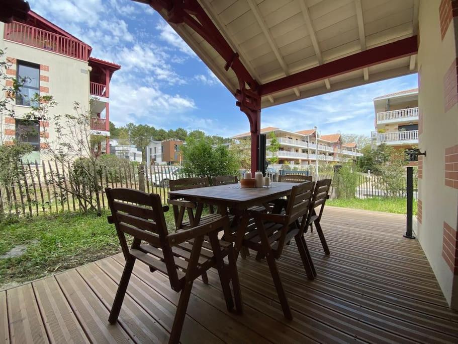 Maison Typee Arcachonnaise Avec Piscine Commune La Teste-de-Buch Bagian luar foto